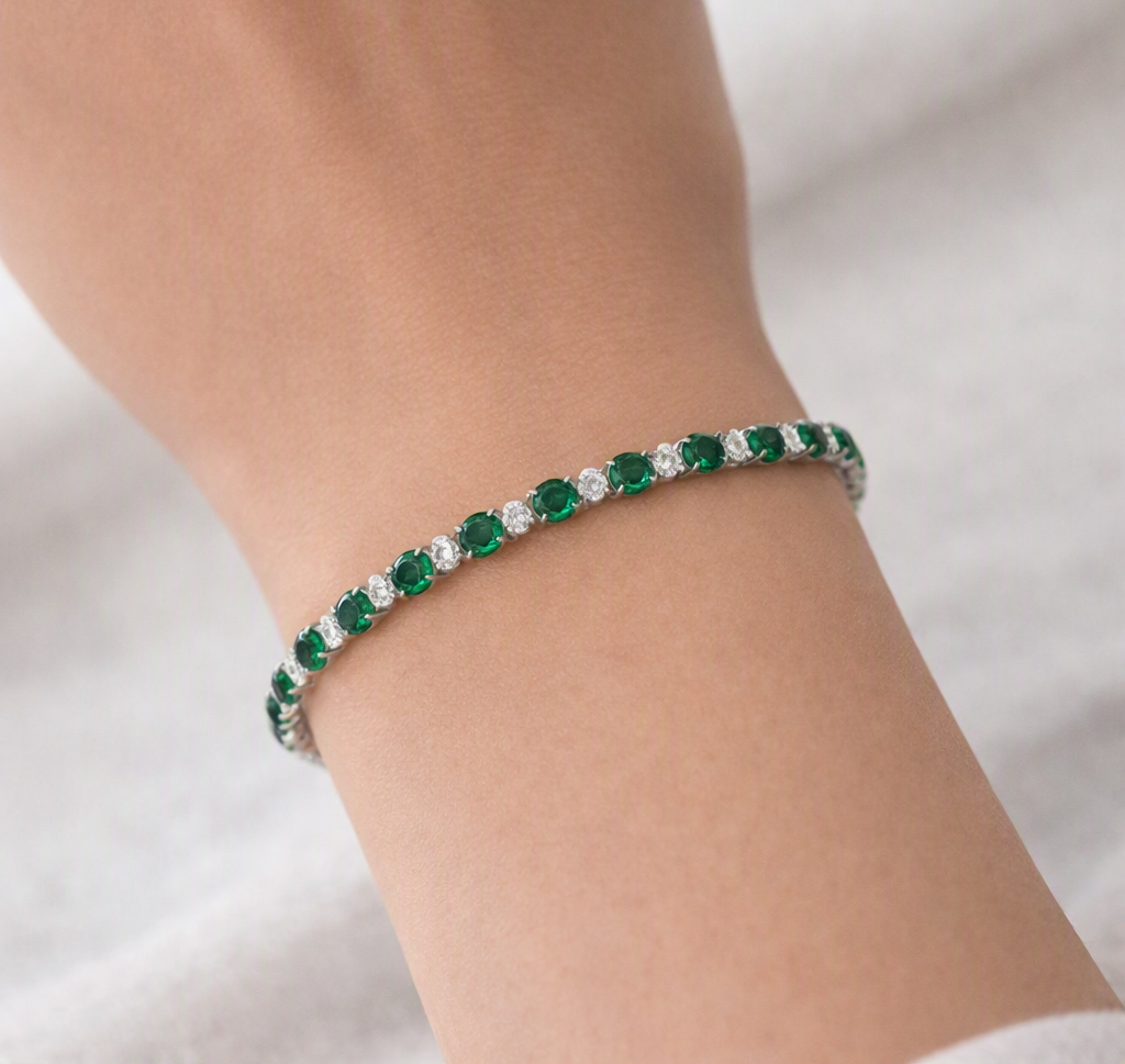 1 Carat Alternating Size Emerald and Lab Diamond Bracelet in 14k White Gold
