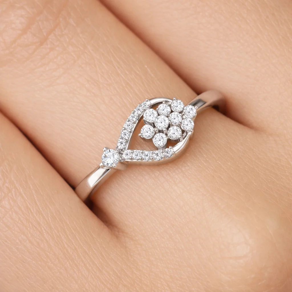 0.4 Carats Diamond Teardrop Cluster Ring 18K White Gold